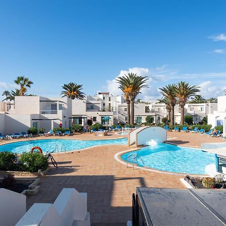 Homeforguest Apartamento Con Terraza Y Piscina En Corralejo Extérieur photo