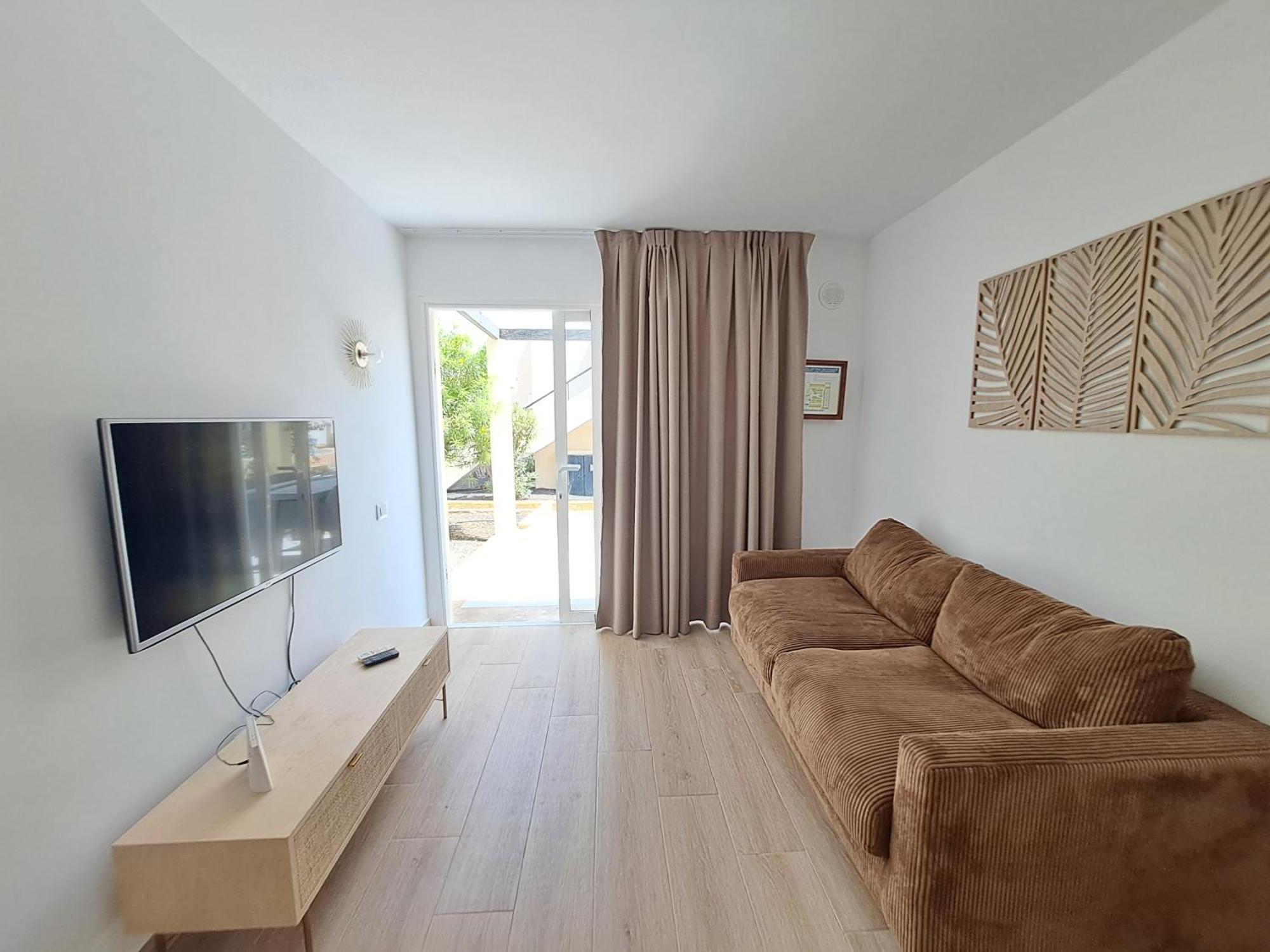 Homeforguest Apartamento Con Terraza Y Piscina En Corralejo Extérieur photo